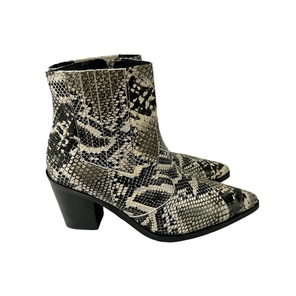 Blondo Que Waterproof Snakeskin Print Leather Block Heel Booties New! Size 9.5 - Picture 4 of 11